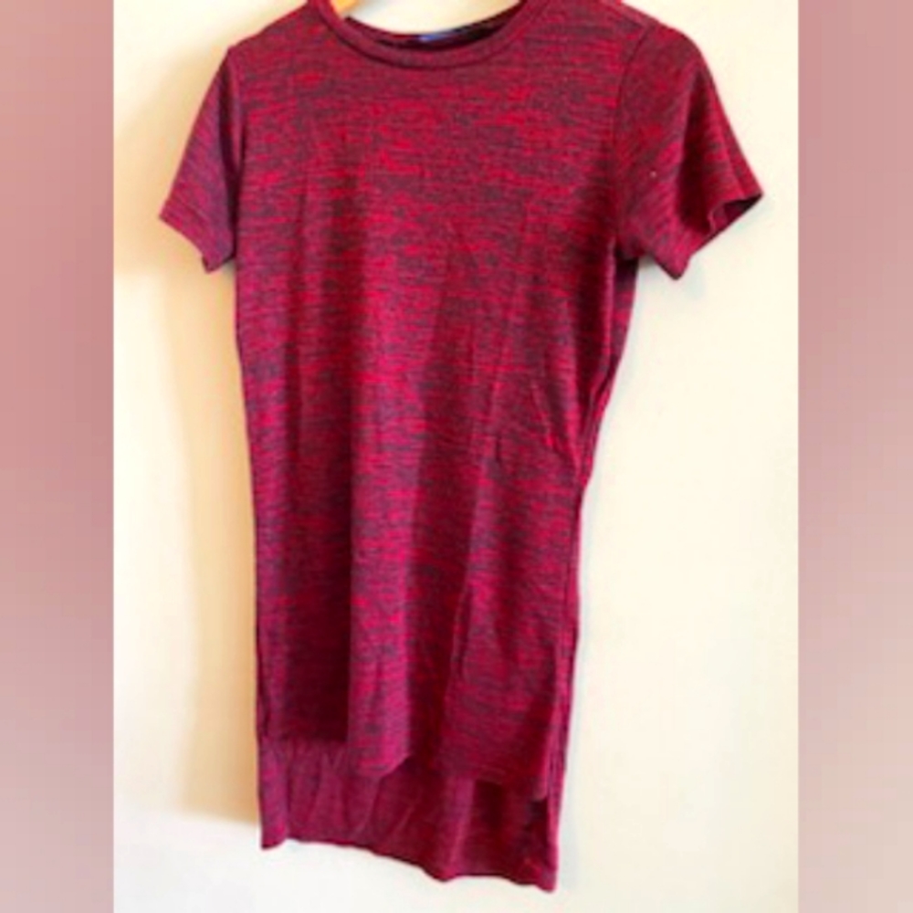 Top size small